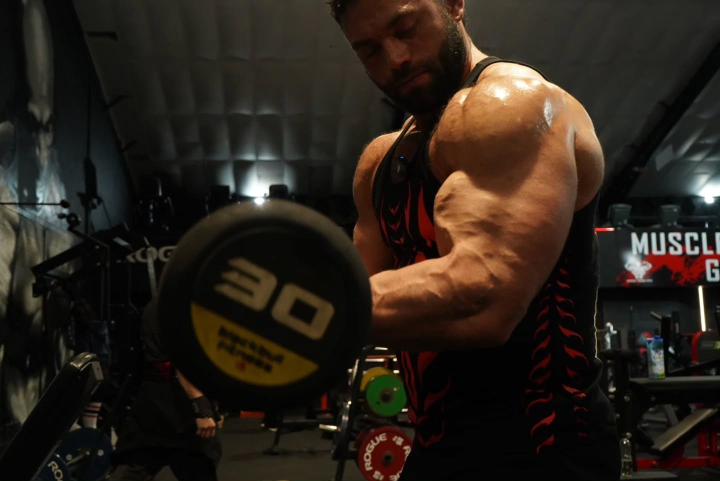 Bicep Peak Flex